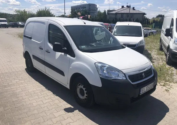 peugeot Peugeot Partner cena 21955 przebieg: 218000, rok produkcji 2015 z Warszawa